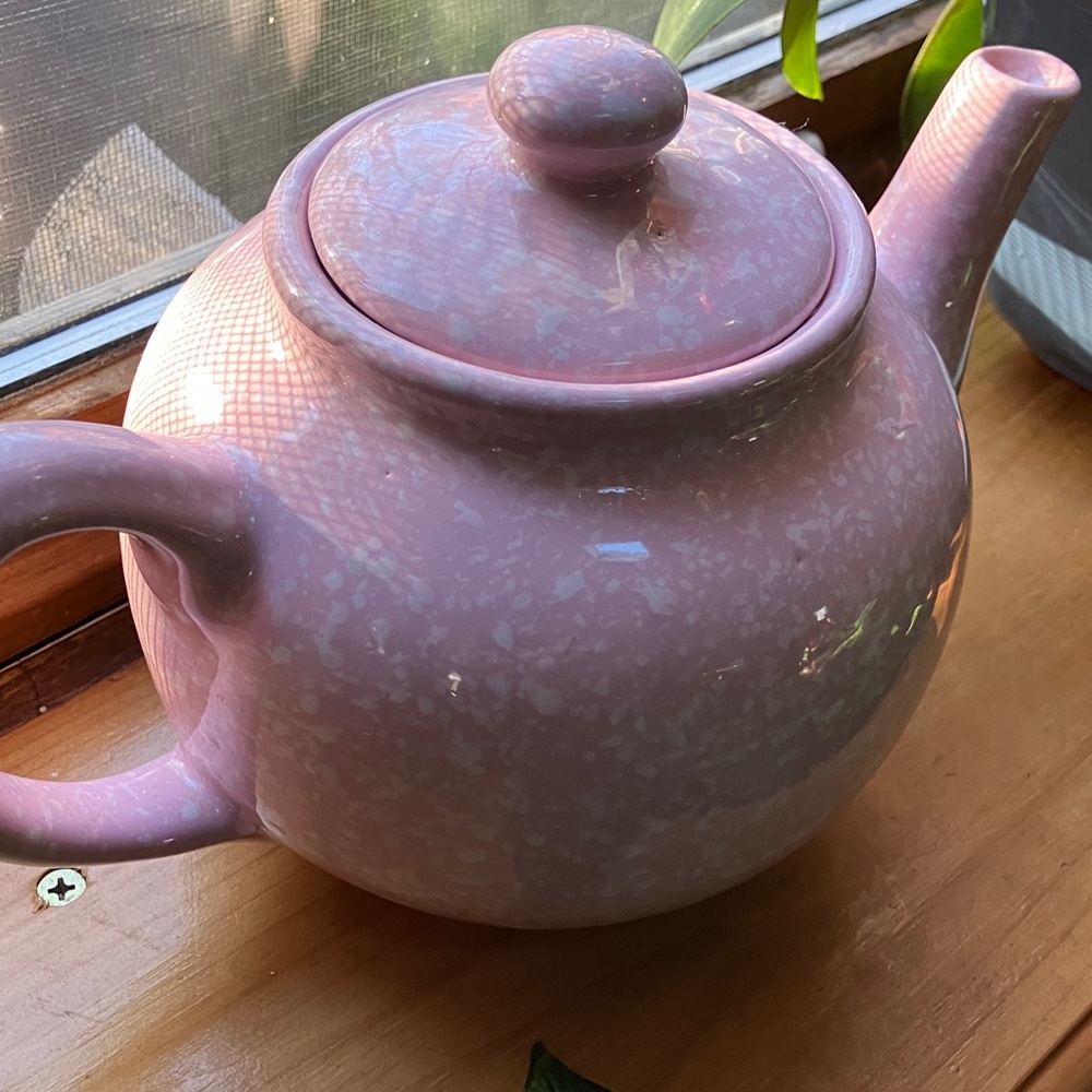 Pink Ceramic Teapot - Picture 3 of 11